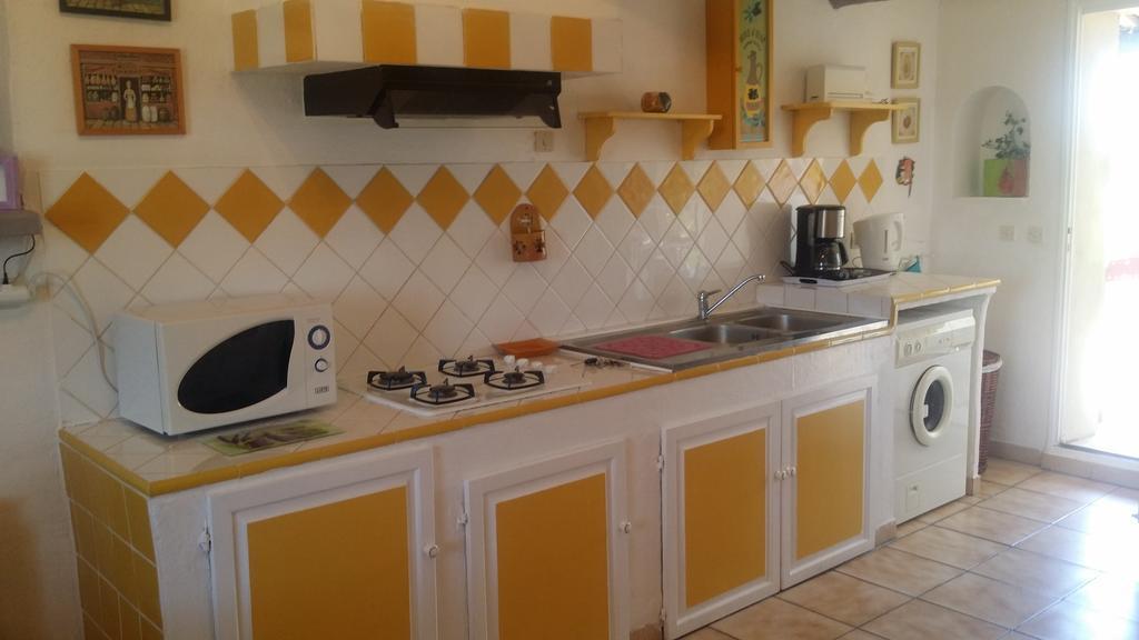 Mas De L Ancienne Magnanerie Villa Малмор Екстериор снимка
