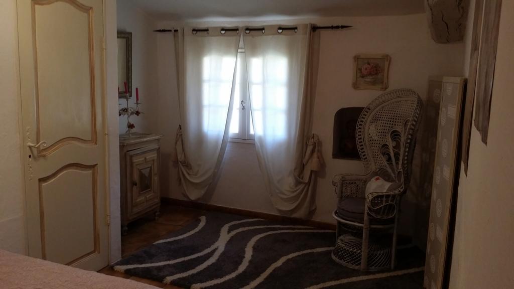 Mas De L Ancienne Magnanerie Villa Малмор Екстериор снимка